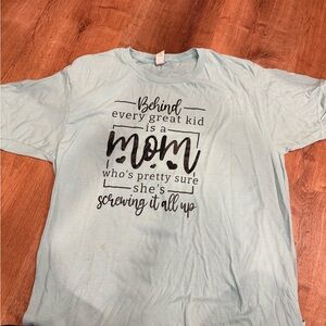 Gildan Light Blue 'Mom' Graphic Short Sleeve Tee